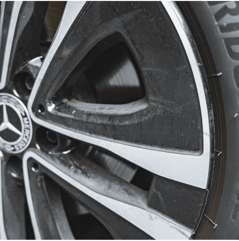 maximum-wheel-tyre-cleaner-pulitore-cerchi-gomme (3)