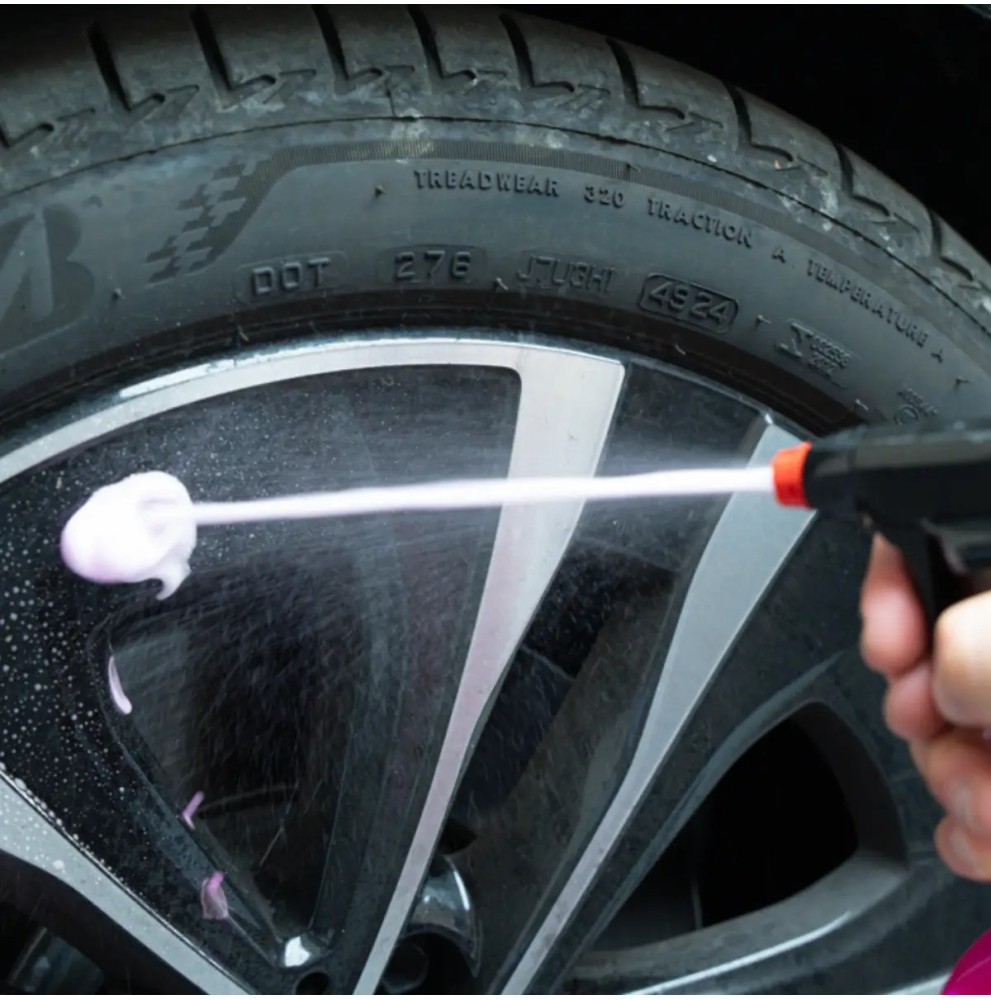 maximum-wheel-tyre-cleaner-pulitore-cerchi-gomme (4)