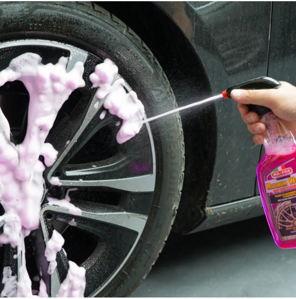 maximum-wheel-tyre-cleaner-pulitore-cerchi-gomme (5)